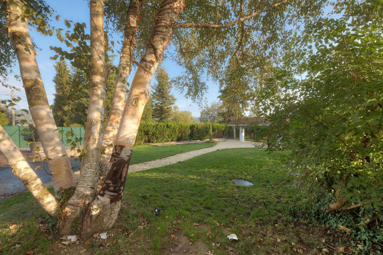 Appartement Chloe Du Lac Montferrat  Exterior foto