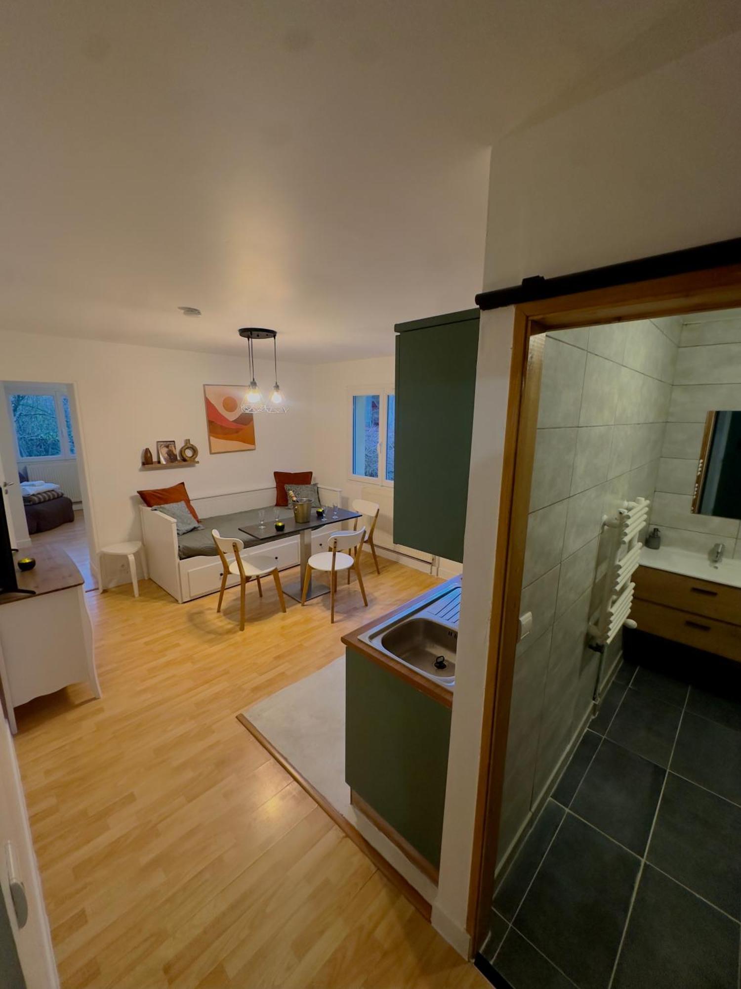 Appartement Chloe Du Lac Montferrat  Exterior foto